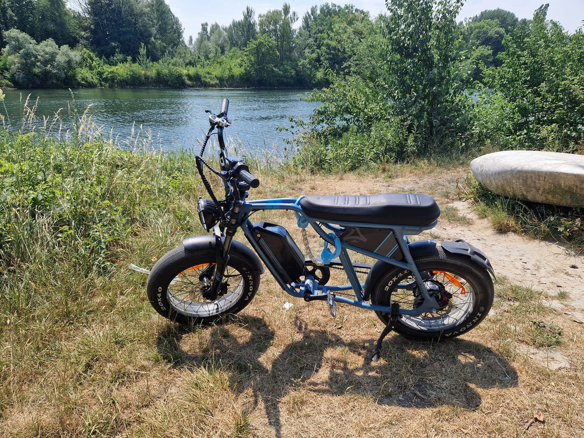 Fat Bike Vintage Scrambler Bleu - CAVET